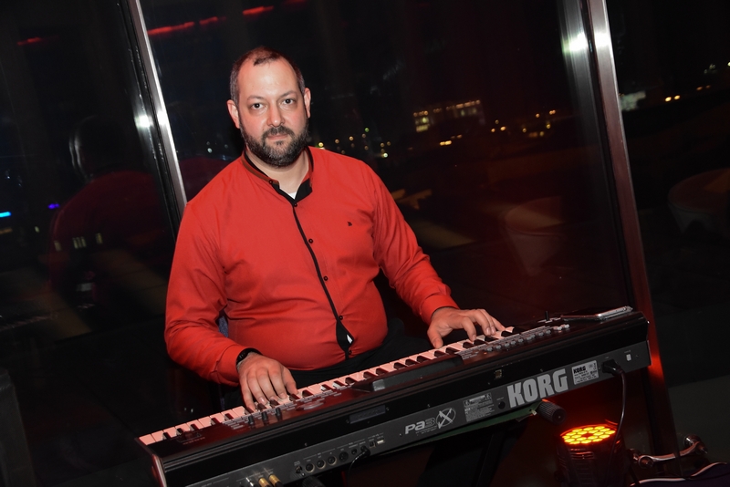 Love at le gray with a romantic night at Bar ThreeSixty 